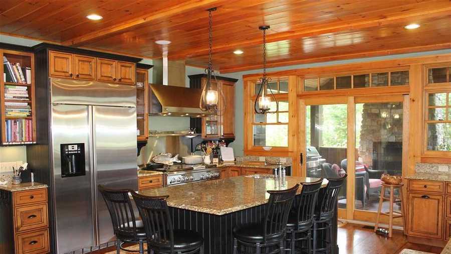 Mansion Monday A stunning mountain lodge in Waterville Valley