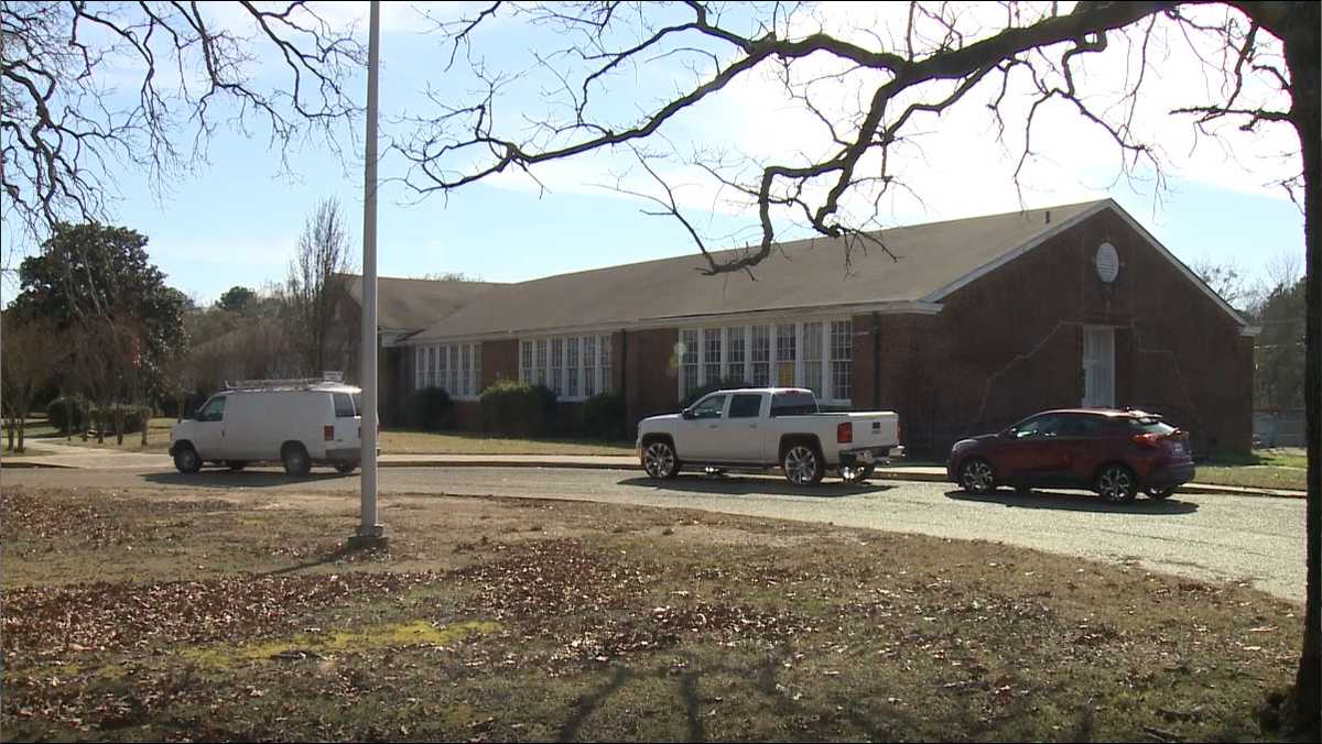 JPS board approves closing Watkins Elementary