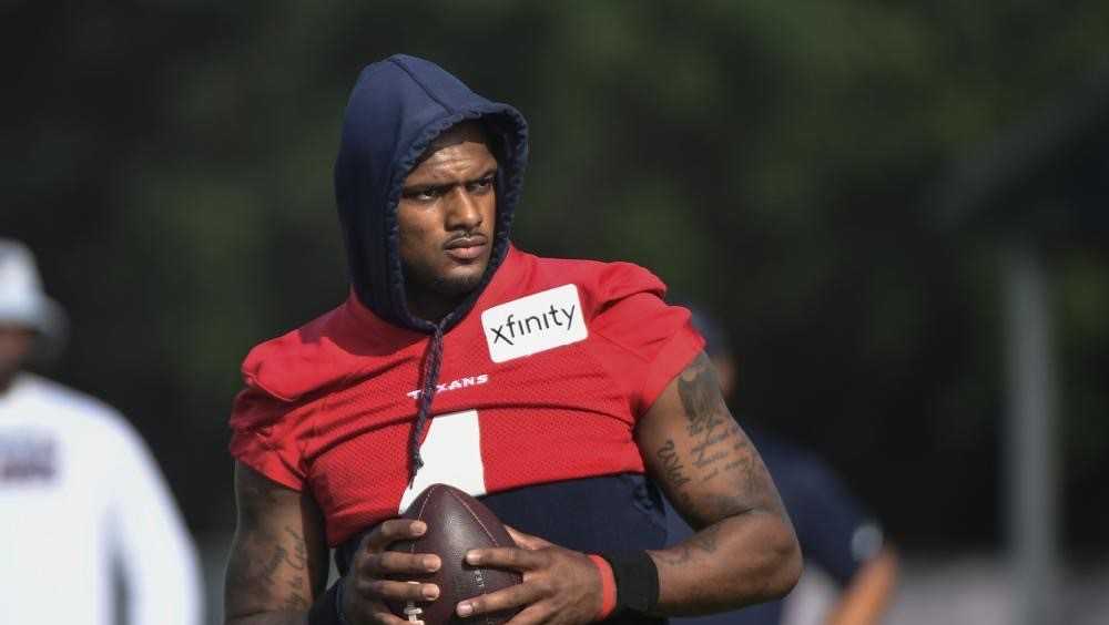 Texans' Deshaun Watson getting offers from Saints, Panthers