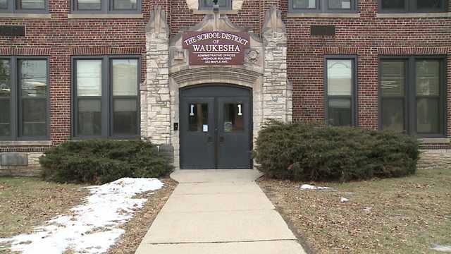 COVID-19: Parent sues school district after child contracts - Vimarsana News