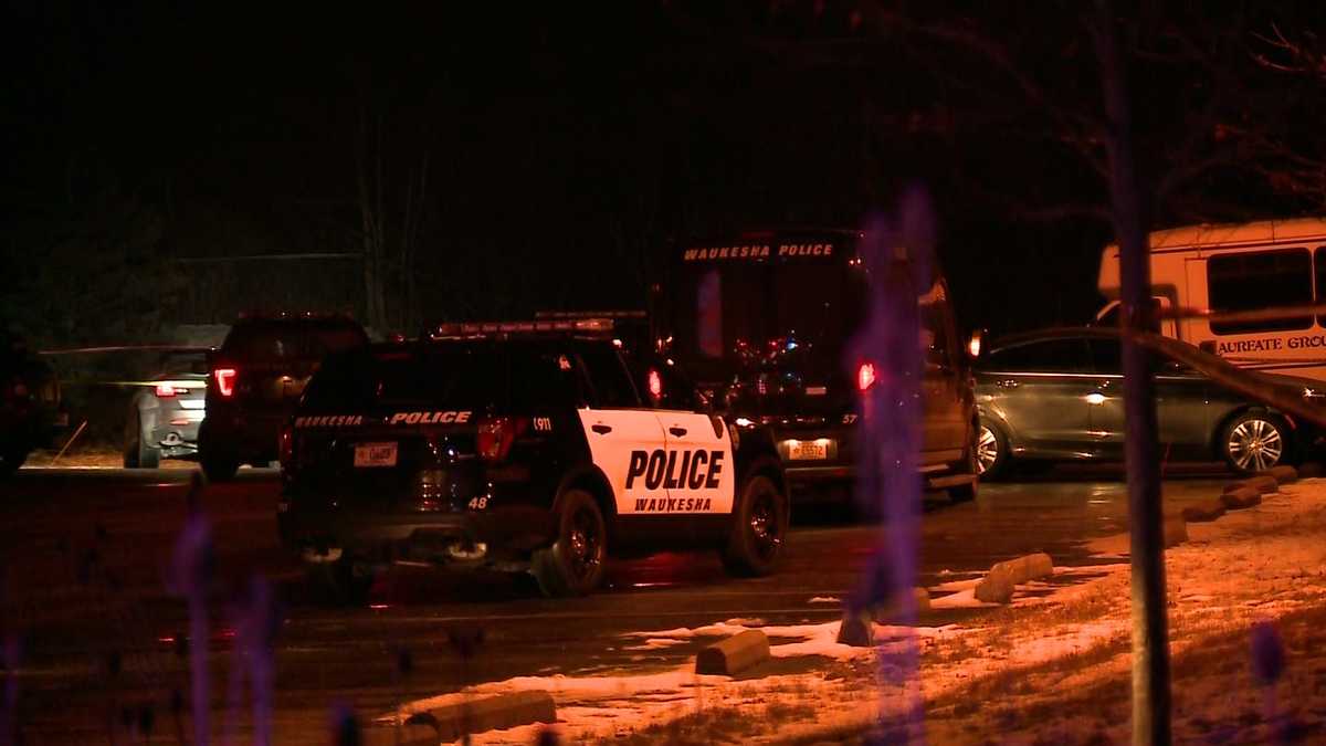 Police chase ends with officerinvolved shooting in Waukesha