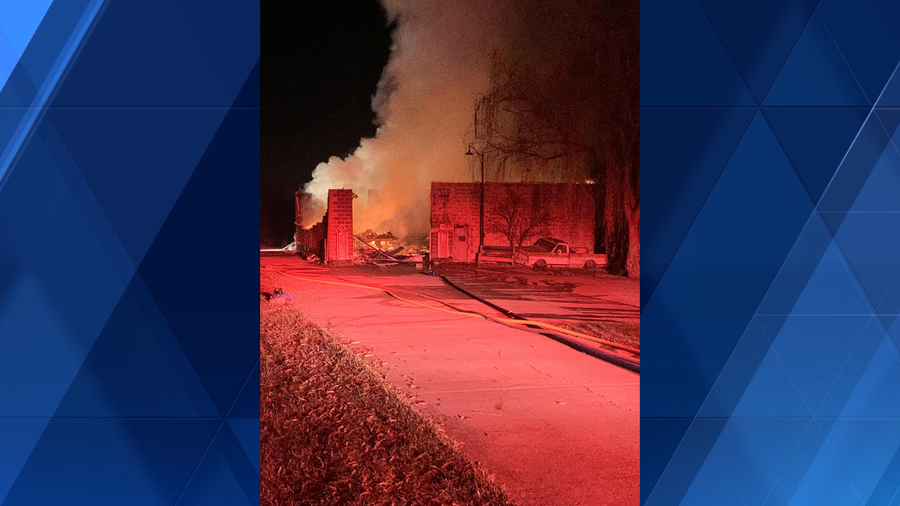 No injuries reported after overnight structure fire in Wayne Township