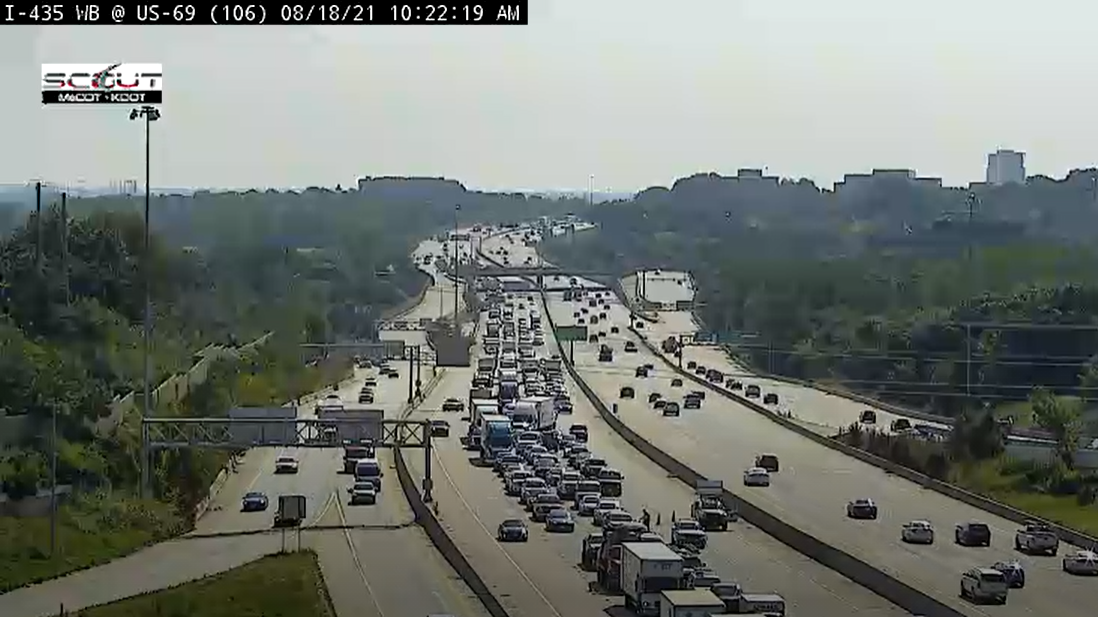Two taken to hospital after Overland Park I-435 wreck under U.S. 69 interchange Two taken to hospital after Overland Park I-435 wreck under U.S. 69 interchange