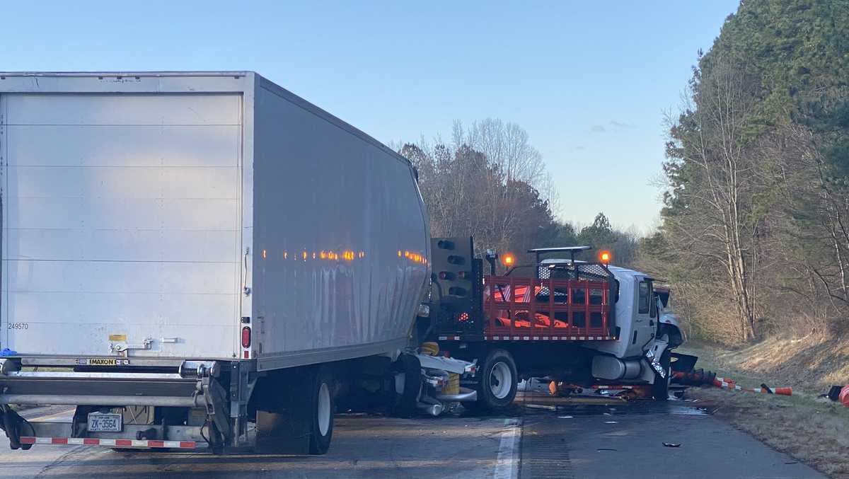 Troopers 3 Dead In I 40 West Crash 8904