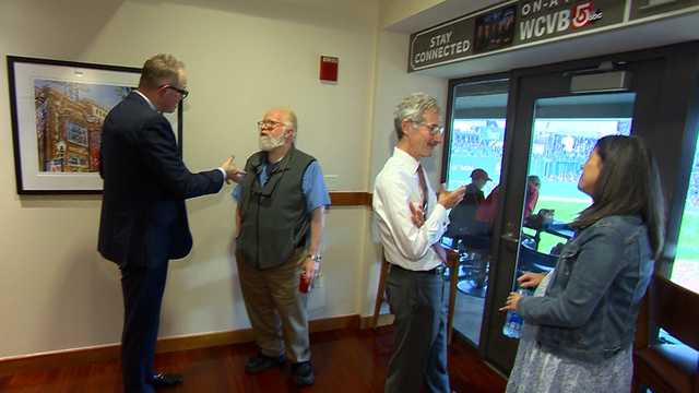 Docs at the Sox: WCVB's medical experts watch game at Fenway