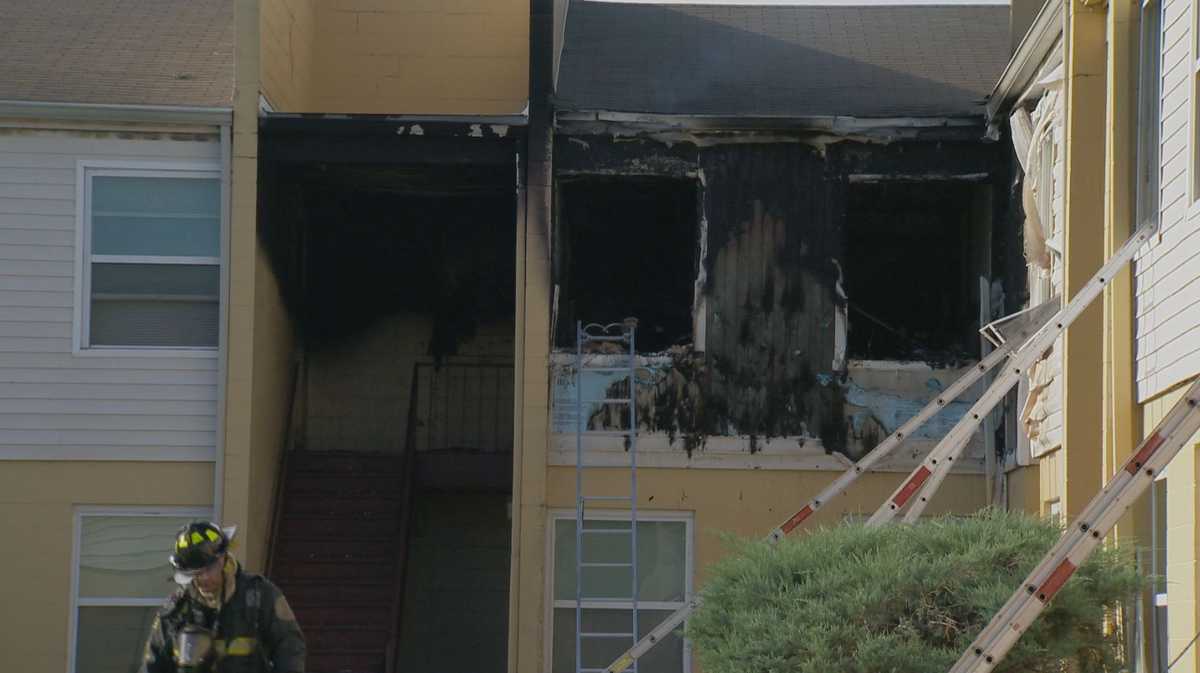 Fire rips through Orlando apartment complex