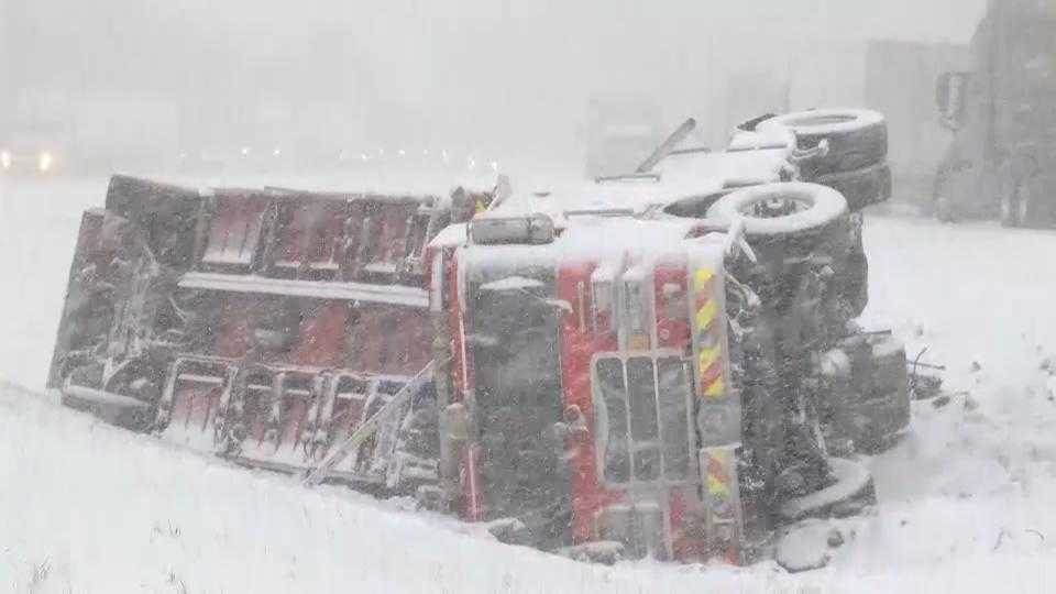 Hundreds of crashes reported as snow, sleet, freezing rain falls