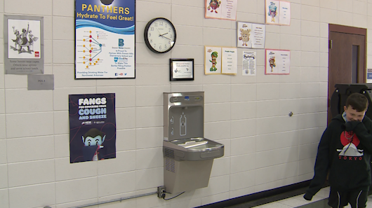 Every New Arkansas School Must Have a Water Bottle Fountain - Salud America