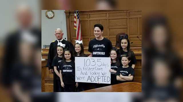 We Get Our Own Beds Couple Adopts 7 Siblings After Fostering Some Of