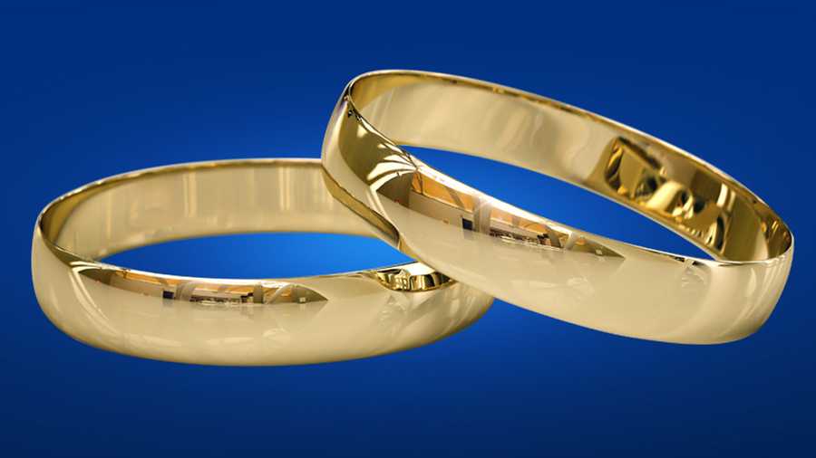 Wisconsin Widow Reunited With Husband S Wedding Ring Adver Wisconsin Widow Reunited With Husband S Wedding Ring