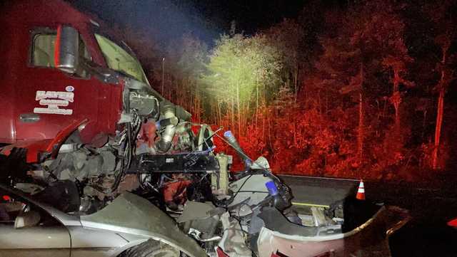 Man killed in crash on Maine Turnpike - Vimarsana News