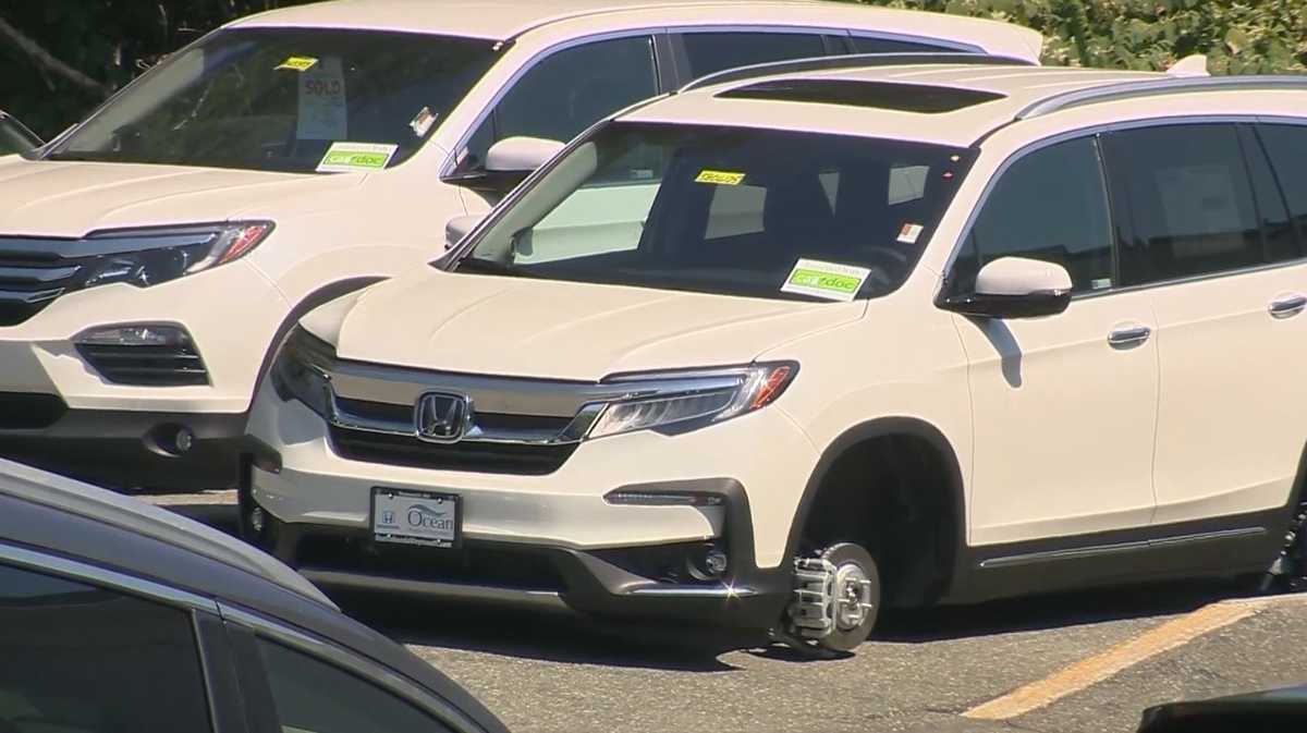 Tires stolen, cars vandalized at Weymouth auto dealer