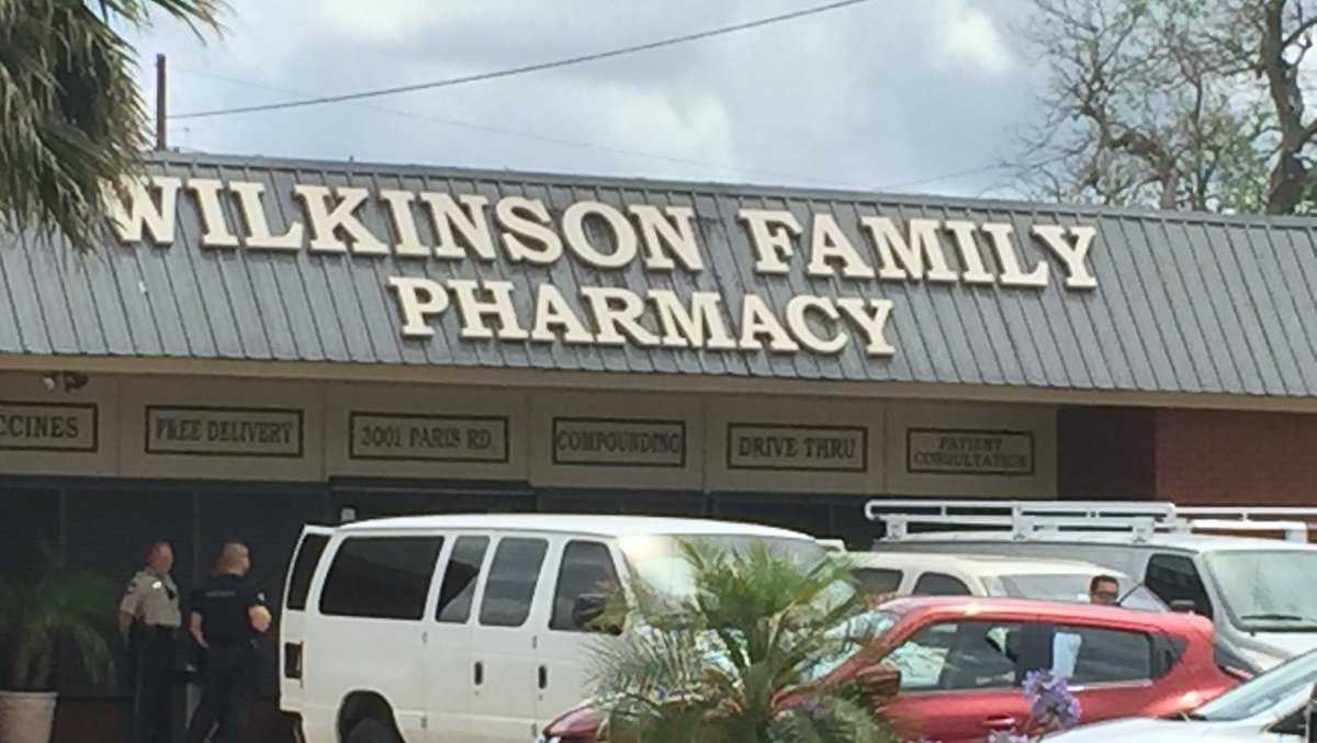 Federal agents raid Chalmette pharmacy with help of sheriff's office