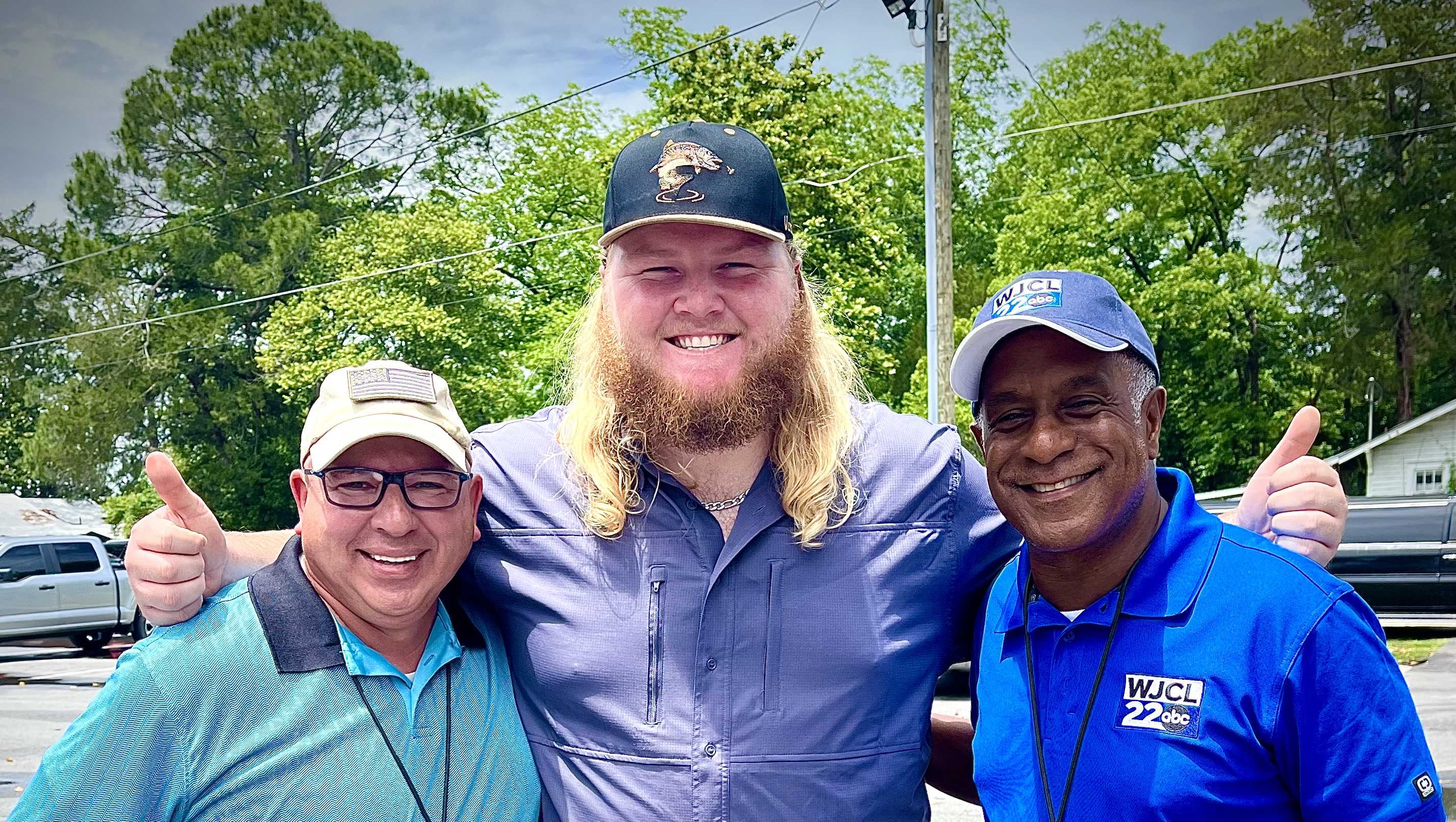 'American Idol' finalist comes home to a parade - Vimarsana News