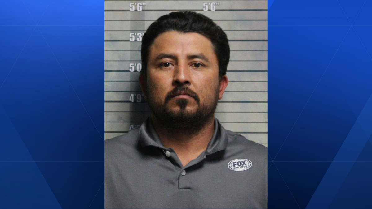 Feds: Man convicted of sex crimes in Warren County pleads guilty to illegally reentering U.S.