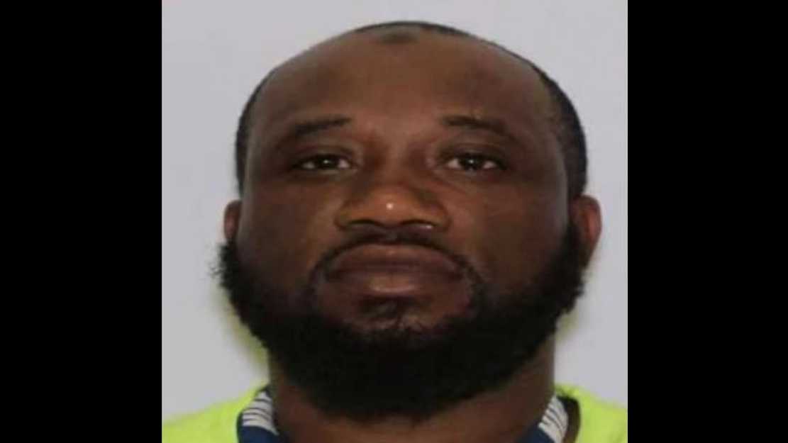 South Carolina: Search underway for man wanted for murder