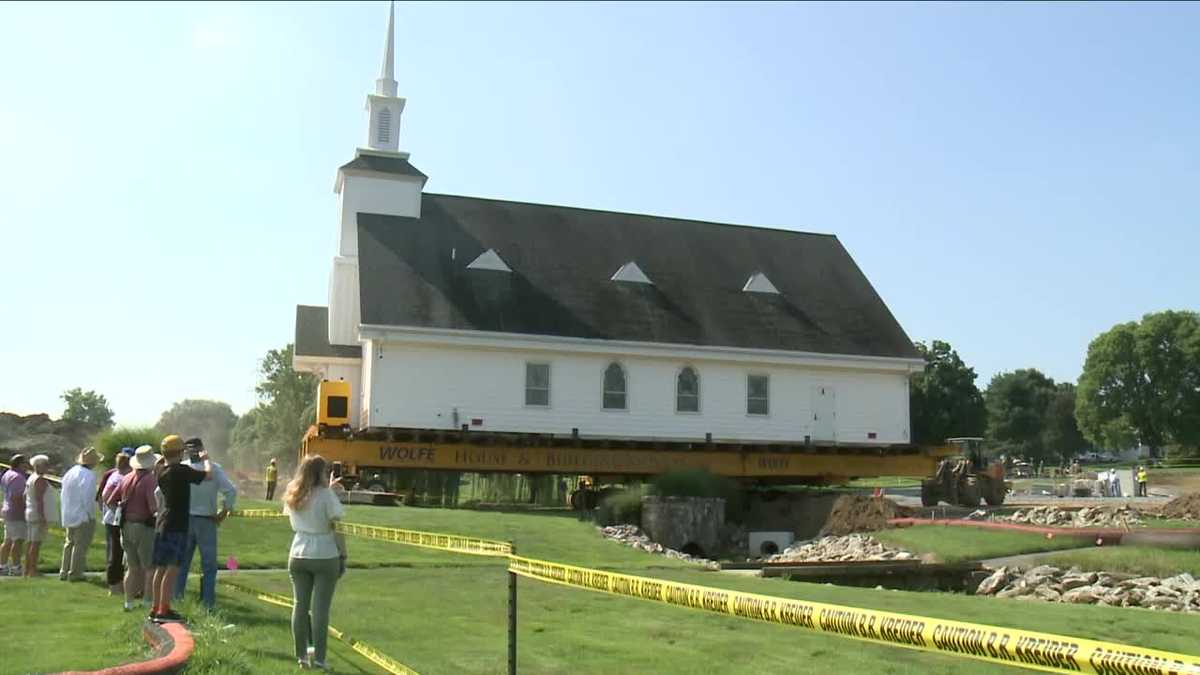 Willow Valley Chapel on the move