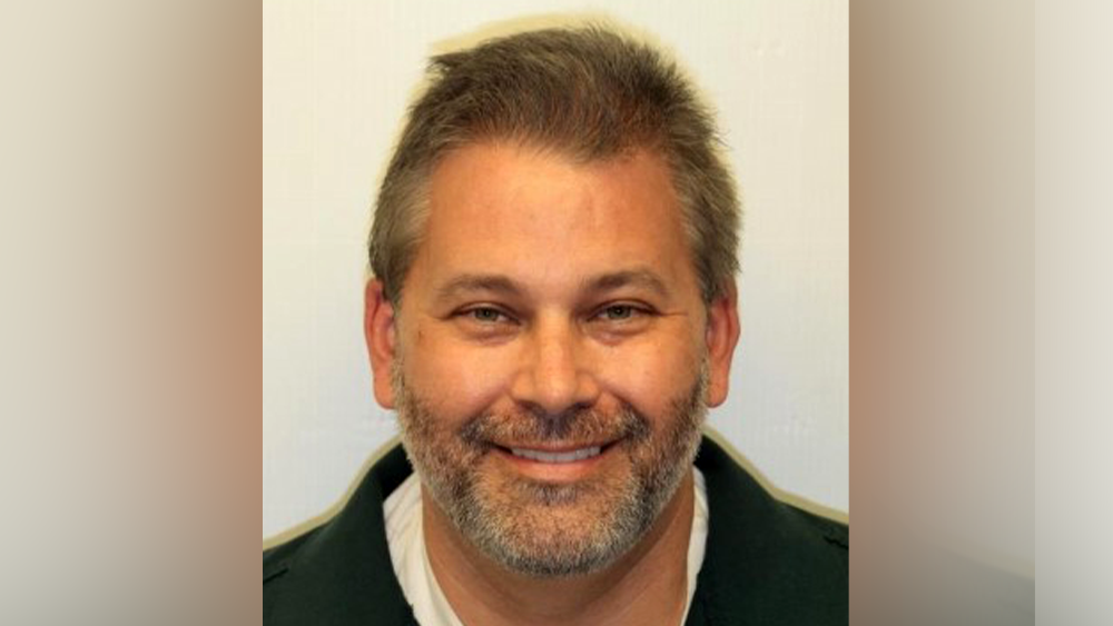 Savannah surgeon arrested on charges of felony child molestation - Vimarsana News