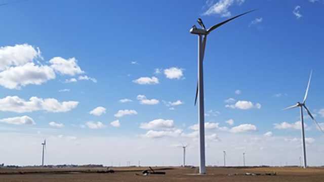Iowa wind turbine blade falls off - Vimarsana News
