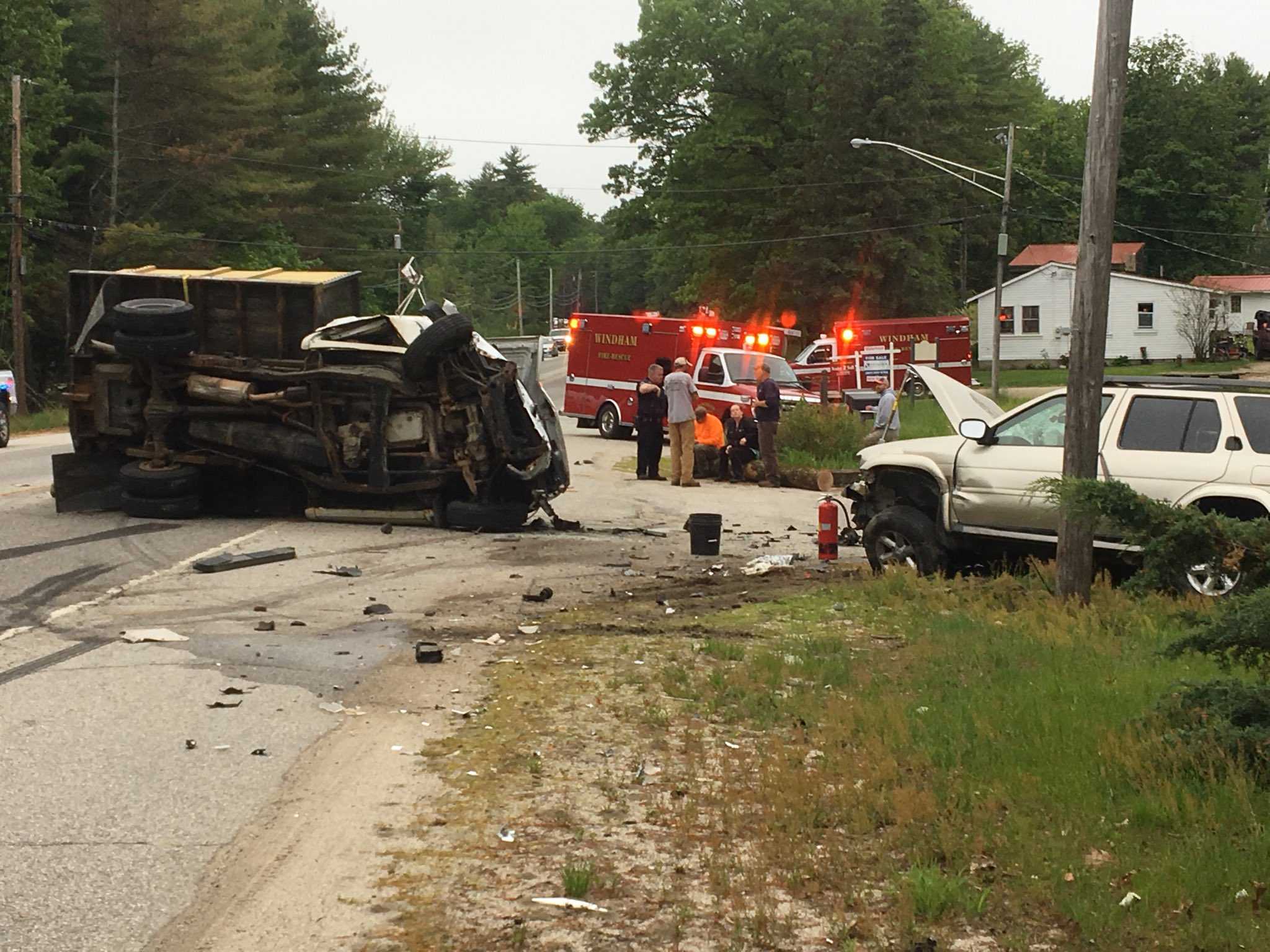 Woman Flees Scene Of 3-vehicle Crash In Windham, Police Say