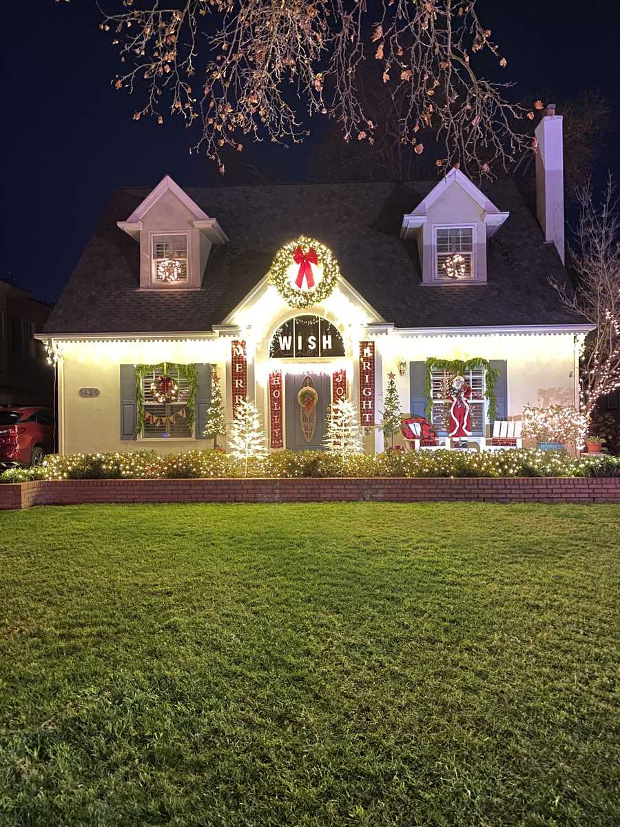 Fab 40 Christmas Lights In Sacramento 2022 Fab 40'S Sacramento Christmas Lights Sacramento Christmas lights Fab 40 Christmas Lights In Sacramento 2022 Fab 40'S Sacramento Christmas Lights Sacramento Christmas lights
