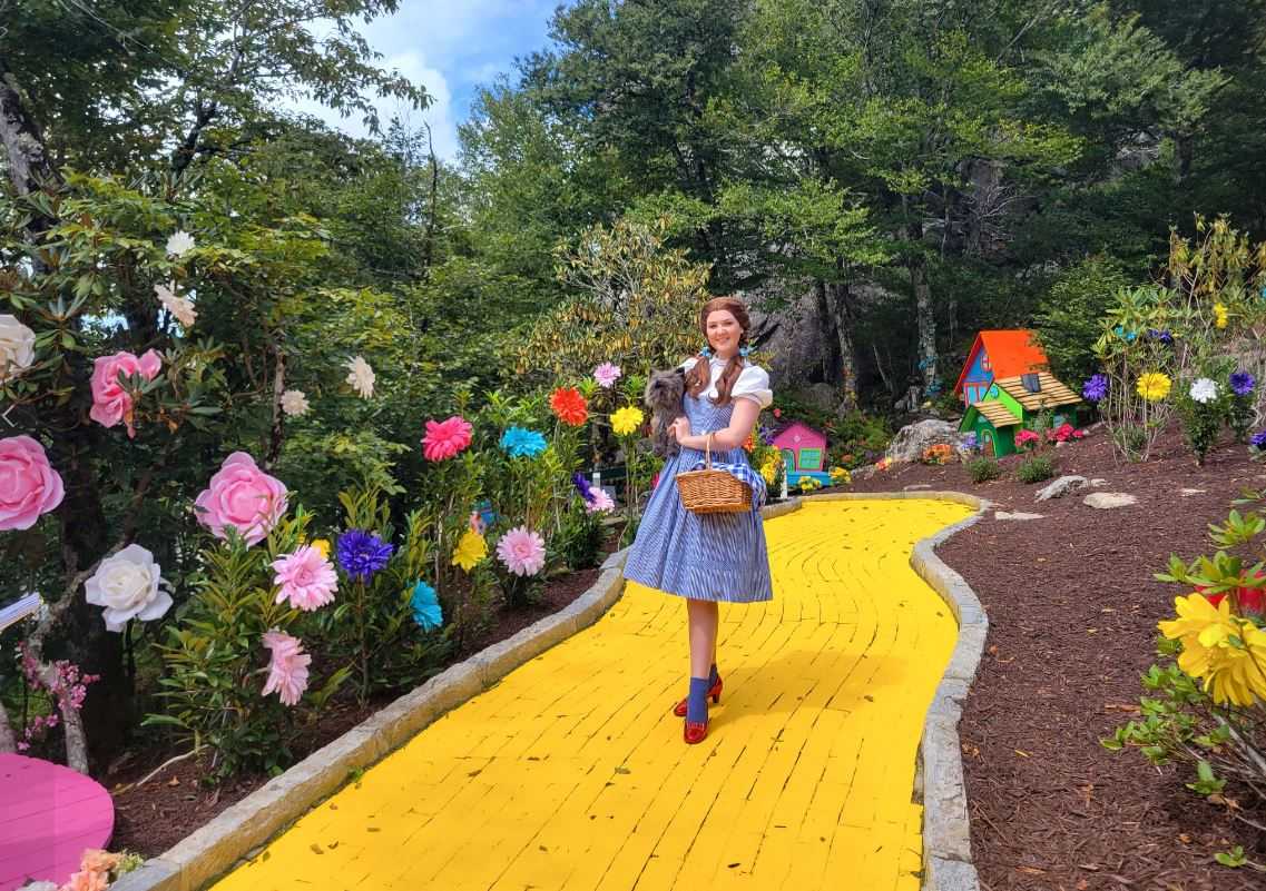 North Carolina's Famed 'Wizard Of Oz' Theme Park Reopens