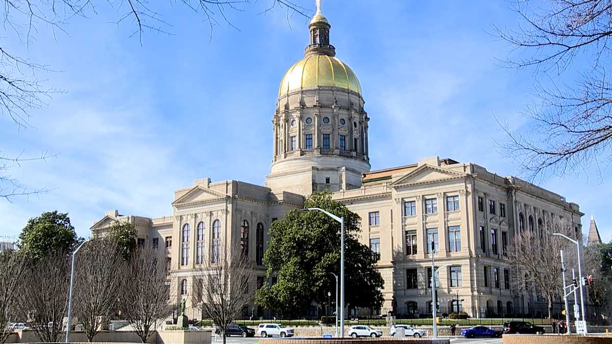 With student debt surging, Georgia Senate study committee eyes needs-based college funding