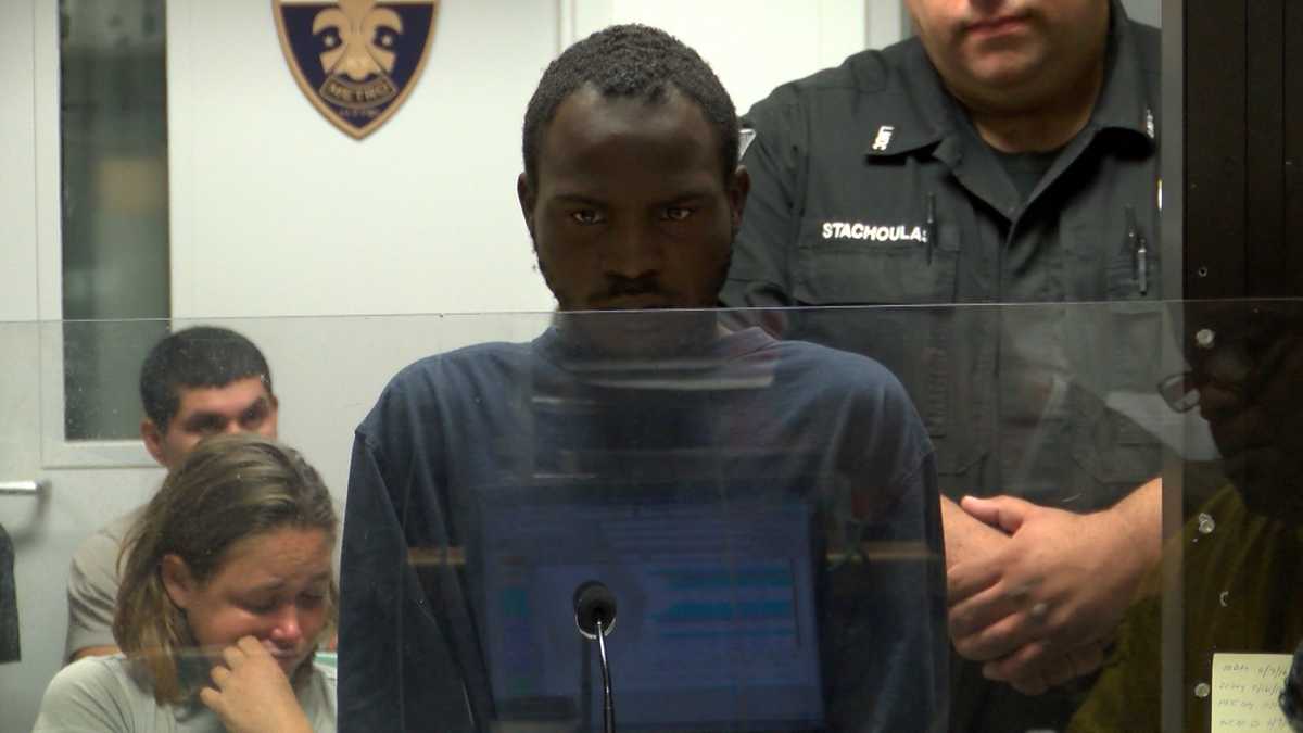 Man accused of stalking, impersonating officer appears in court