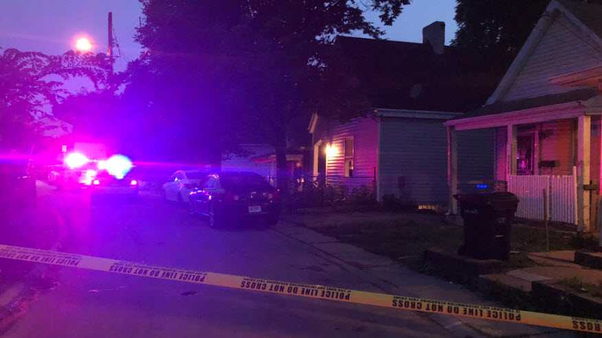 Police: No charges for woman who shot ex-boyfriend as he broke into her ...