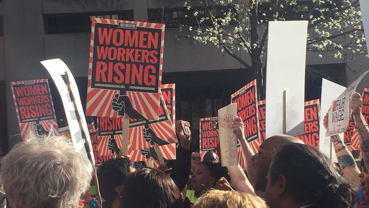 Organizers Of Women S March Detained During Day Without A Woman Rally