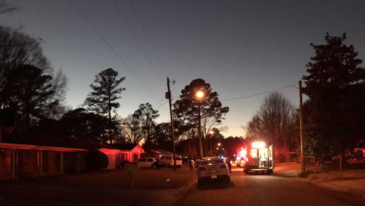 Teen caught in the crossfire of Woodville Drive shooting