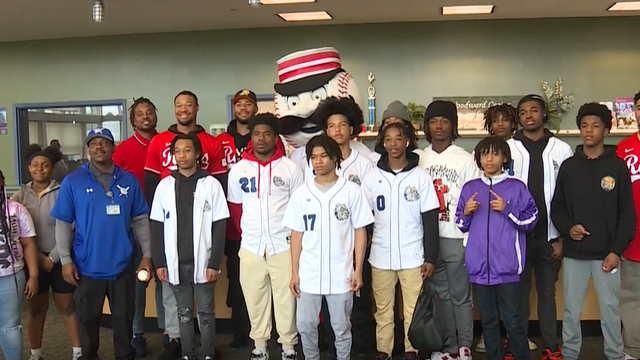Reds celebrate Jackie Robinson Day with special visit to Woodward High School - Vimarsana News