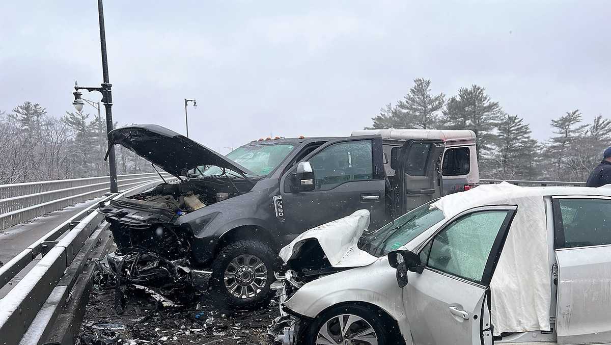 1 dead, another hurt in headon collision in Woolwich