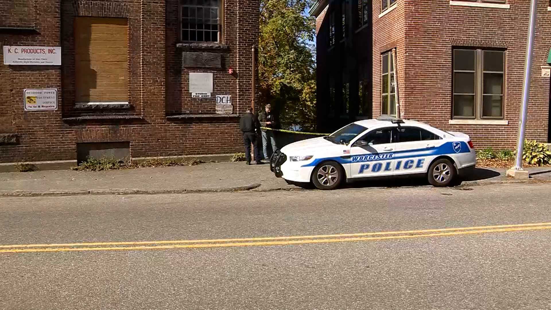 Worcester Police: 6 Shot During After-hours Party At Warehouse