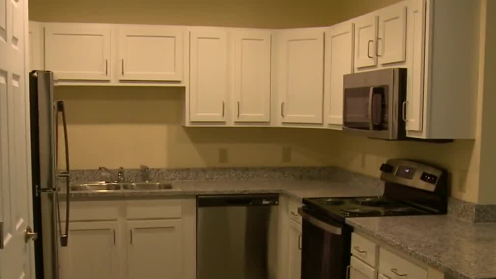 Bedford, New Hampshire workforce housing development opens