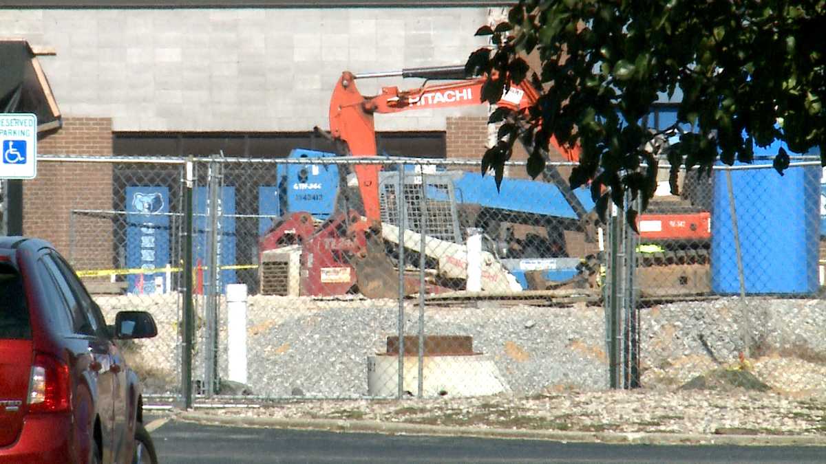 Man dies after being crushed by equipment at Hardin County job site