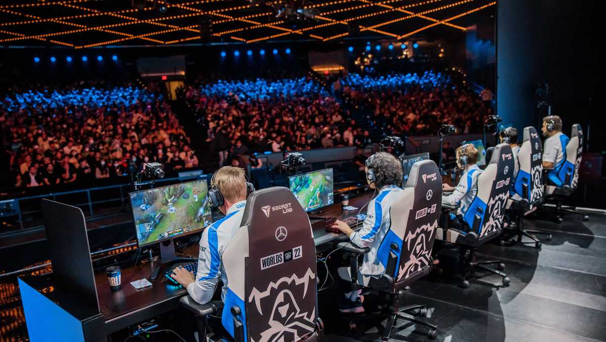 9 champions at LoL Worlds 2022 still have a 100 percent win rate