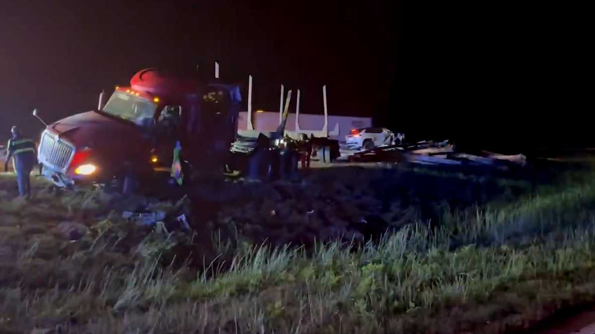 I-55 Northbound Lanes Fully Open Following Log Truck Accident in Terry