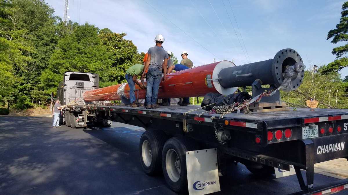 WATCH Helicopter hoists new antenna atop WVTM 13 tower in Birmingham