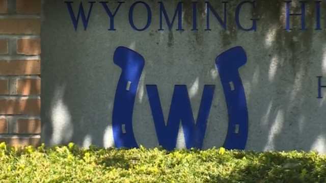 15-year-old Wyoming High School student charged with rape allowed to stay with his parents - Vimarsana News