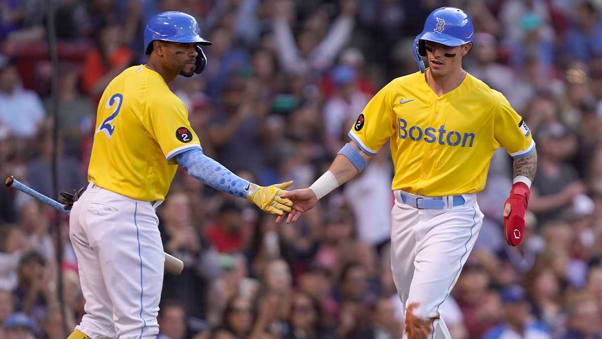 Boston Red Sox stars J.D. Martinez, David Price make prospect