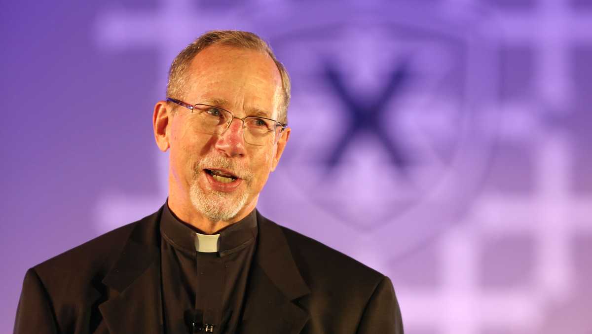 President of Xavier University stepping down