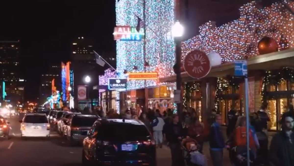 ‘Lights on Broadway’ Christmas light display to return to Automobile