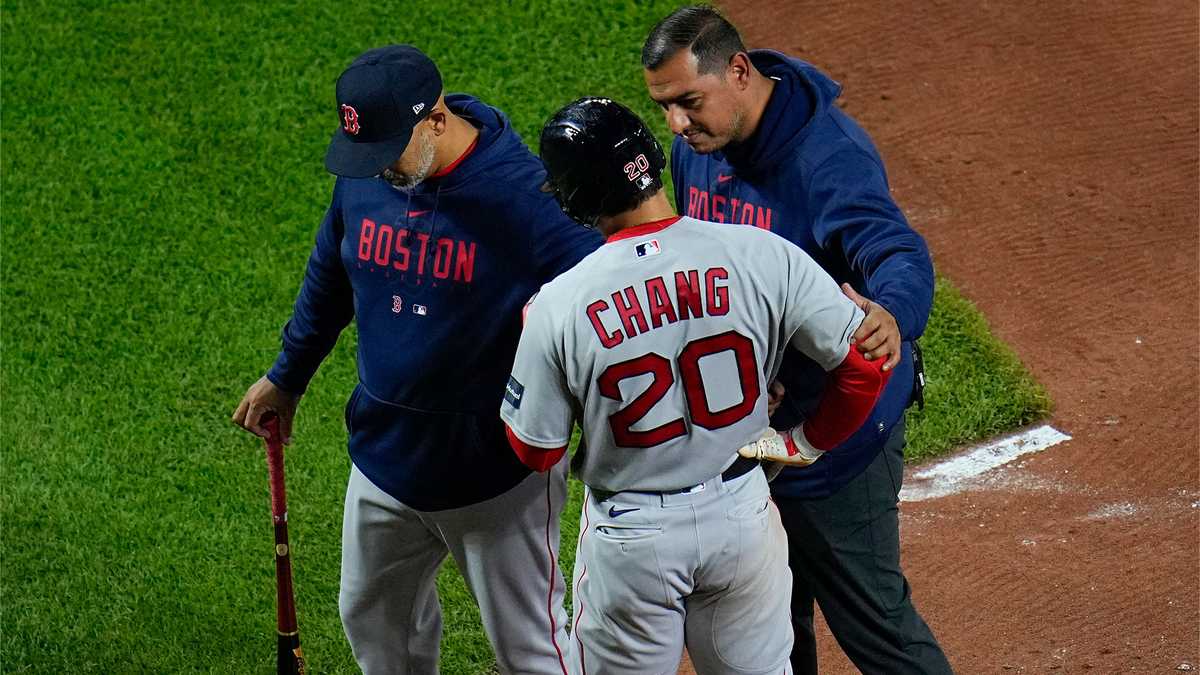 Red Sox player Chang breaks bone in hand on swing-and-miss