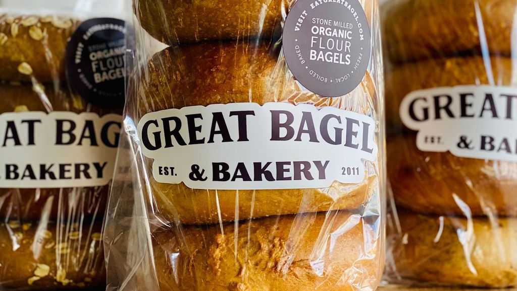 Bagel Shops Expand and Innovate Nationwide