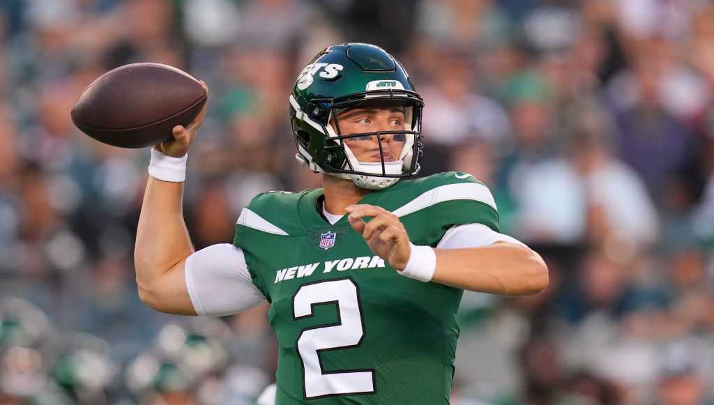 New York Jets name starting QB Zach Wilson for Pittsburgh Steelers game