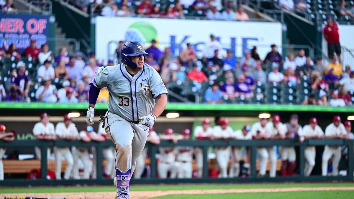 Zach Yorke homer highlights nine-run eighth inning as LSU defeats Indiana, 14-7