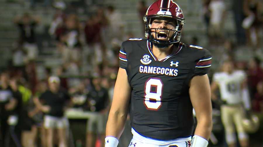 South Carolina quarterback Zeb Noland will undergo meniscus surgery this week, and is expected to be ready for the Gamecocks next game on Nov. 6.