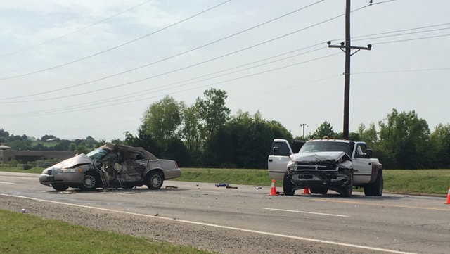 29-year-old woman killed in Fort Smith car wreck