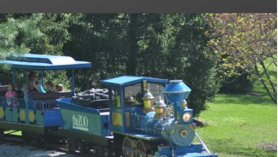 Louisville Zoo selling its trains in online auction